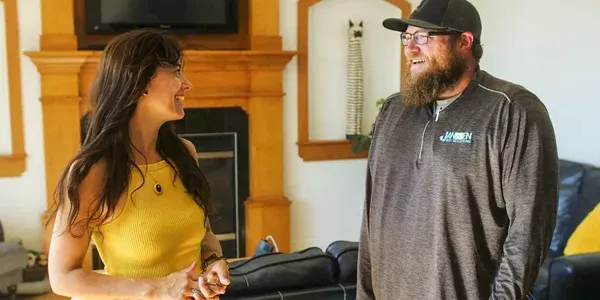 technician speaking with customer